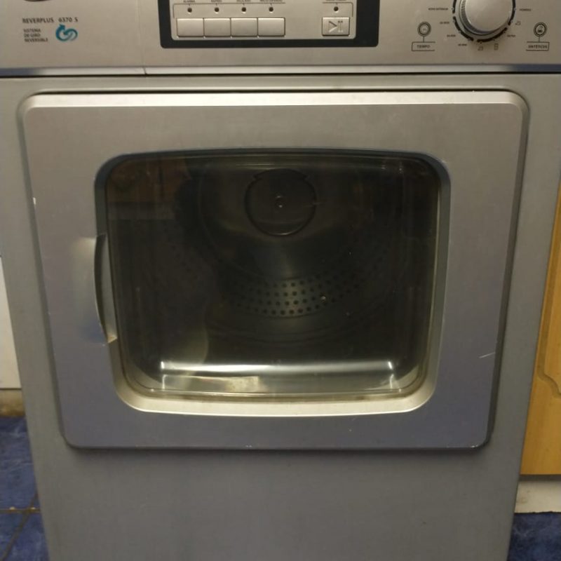 d593a735-9628-452d-939b-d78685474875